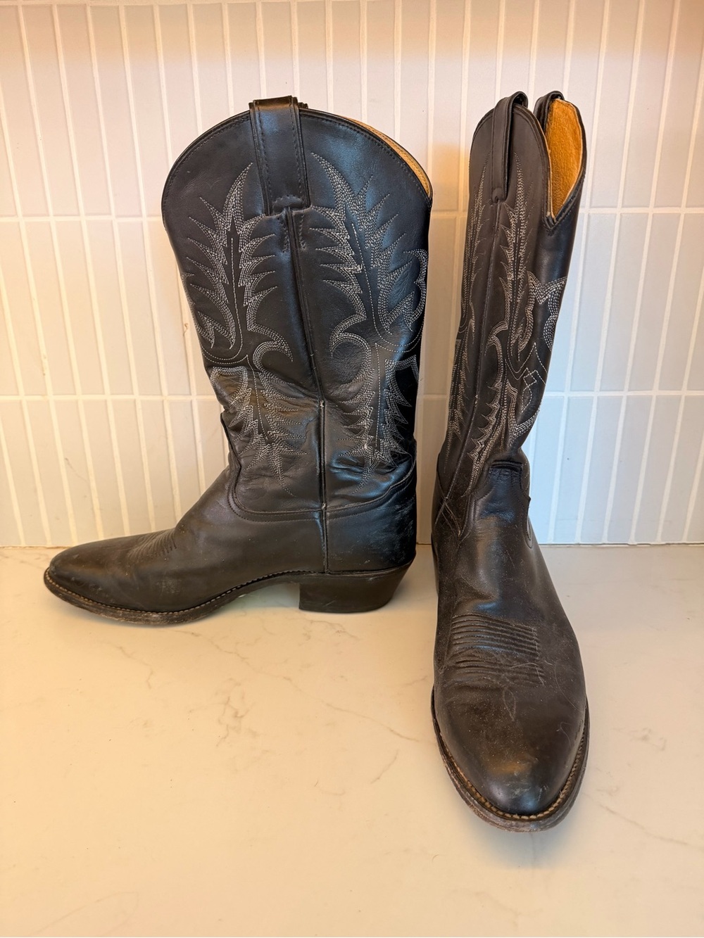Vintage Tony Lama Black Leather Western Cowboy Boots Men’s 10.5 D. Style 2993